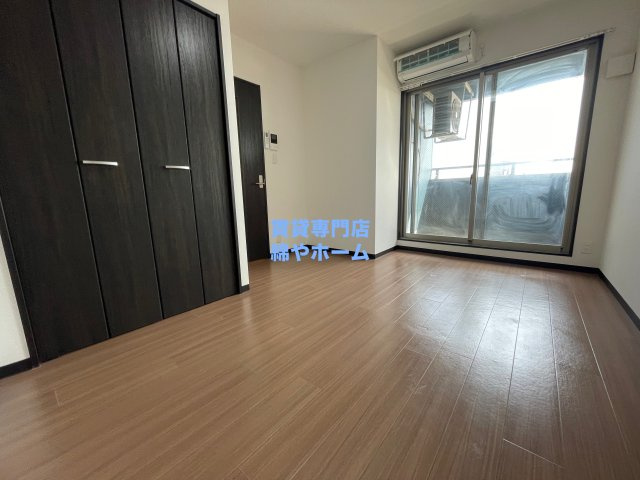 みおつくし岸里の居間・リビング|こちらの居間で趣味の時間をお楽しみください