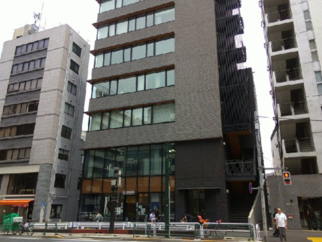 渋谷区千駄ヶ谷３丁目の店舗事務所