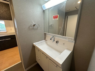 【独立洗面台】