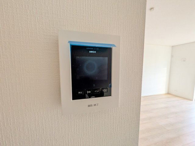 八王子市　川口町　新築一戸建て　８６期のセキュリティ|～TVモニター付インターホン　訪問者の確認に便利です～