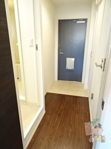 サクセション上中野の玄関