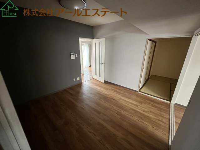 朝日プラザ佃町　　山陽電鉄「手柄駅」徒歩13分の洋室