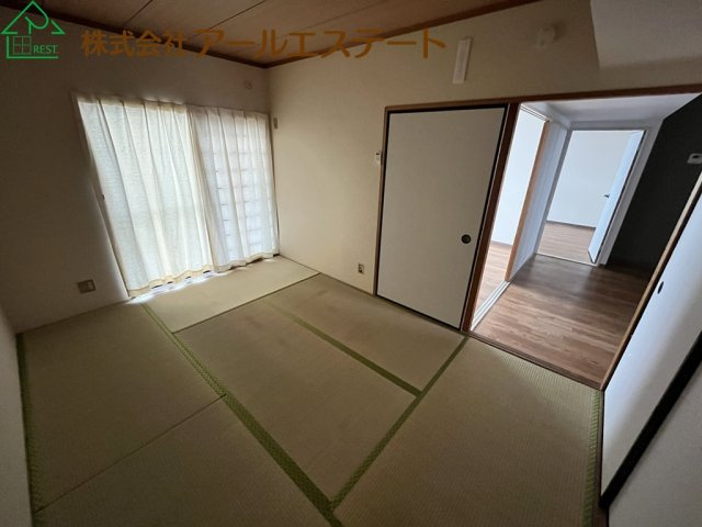 朝日プラザ佃町　　山陽電鉄「手柄駅」徒歩13分の和室