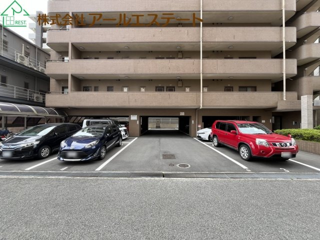 朝日プラザ佃町　　山陽電鉄「手柄駅」徒歩13分の駐車場