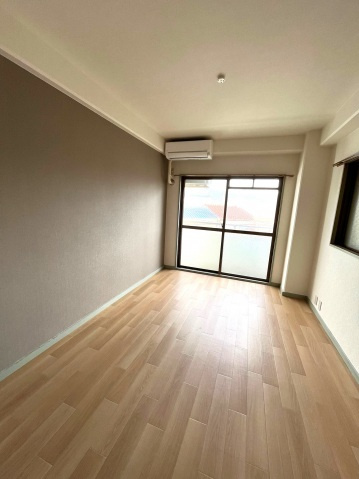 メルポート上東雲の洋室|使い勝手のいい洋室です