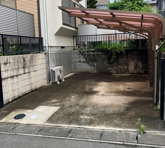 長崎戸建の駐車場