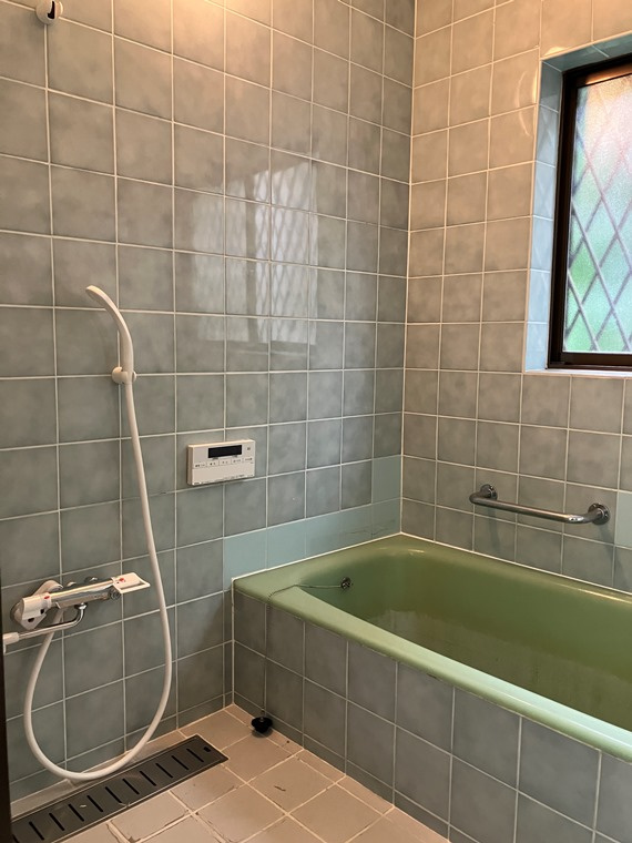 長崎戸建の浴室