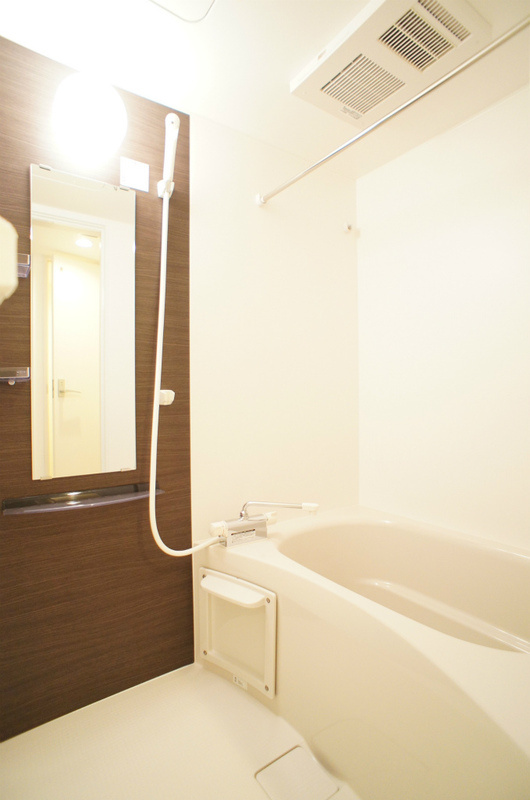 リブリ・藤沢川名の浴室