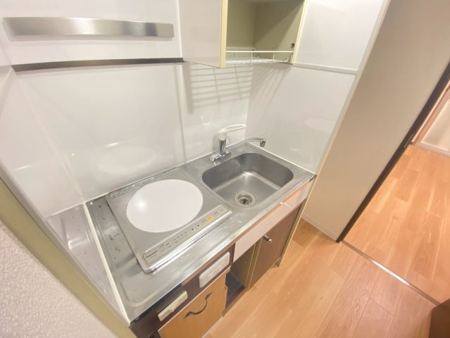 高槻市芥川町２丁目の賃貸マンションのキッチン