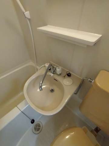 高槻市芥川町２丁目の賃貸マンションの洗面所