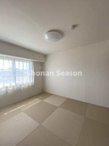 【和室】 | フチなし畳なので、フローリングに違和感なく馴染みます♪