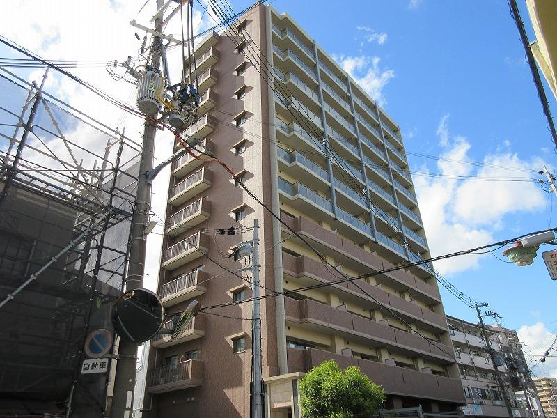 プレサンスロジェ枚方御殿山の外観|新しい生活にいかがでしょうか？外観はお住まいの顔になります。こだわりたいポイントですね。水回りリフォームやリノベーションも承ってます。
■現地見学・資金計画相談・住宅ローン相談もお問合せ受付中■