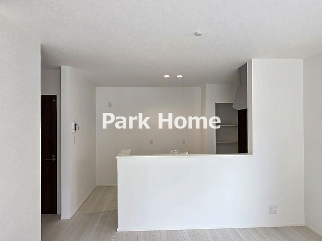 高知市百石町４丁目 ⑨ 新築戸建ての居間・リビング