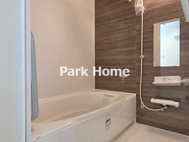 高知市百石町４丁目 ⑨ 新築戸建ての浴室