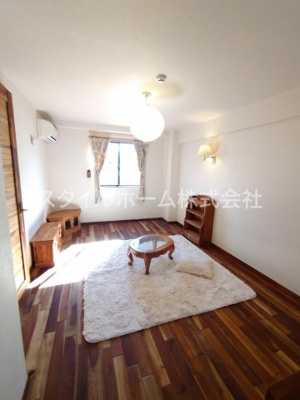 【居間・リビング】 | 大手ビルA棟 | イメージ写真です。