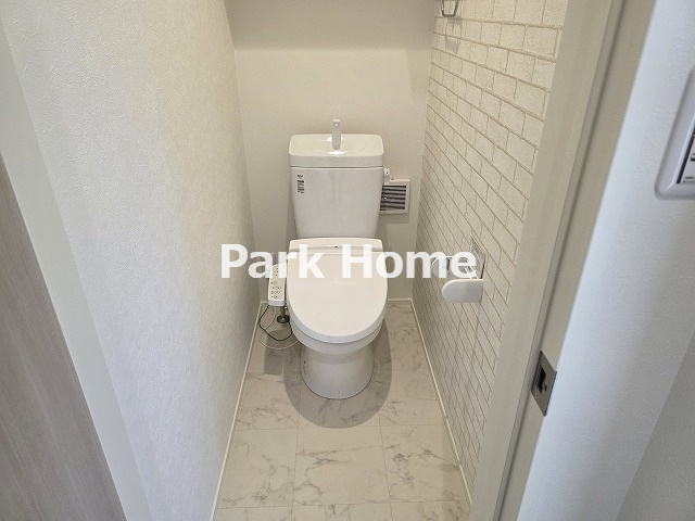 高知市百石町４丁目 ⑩ 新築戸建てのトイレ|２F：トイレ