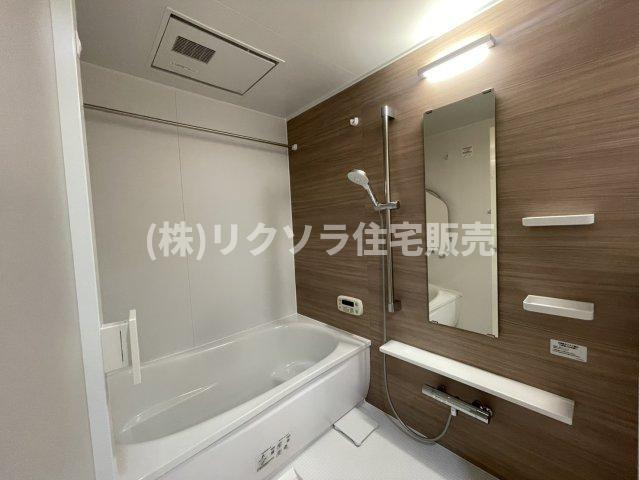 リバティパーク枚方D棟の浴室|浴室乾燥機付き
■物件内覧・資金計画相談・住宅ローン相談、リフォーム相談、お問合せ受付中■
※当日・翌日のご内覧、ご相談はお電話でのお問合せがスムーズです！