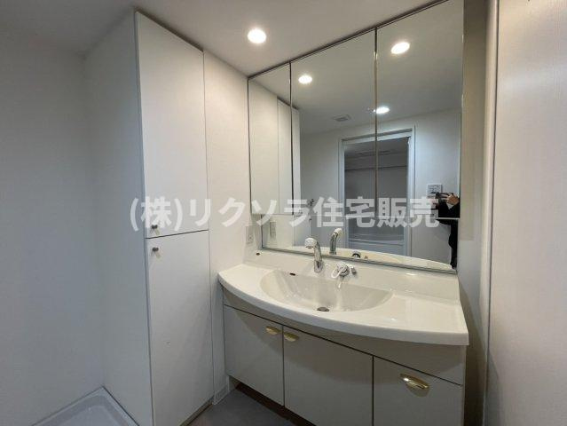 リバティパーク枚方D棟の脱衣所|洗濯機置き場
■物件内覧・資金計画相談・住宅ローン相談、リフォーム相談、お問合せ受付中■
※当日・翌日のご内覧、ご相談はお電話でのお問合せがスムーズです！