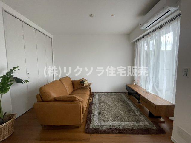 リバティパーク枚方D棟の子供部屋|洋室6.0帖
■物件内覧・資金計画相談・住宅ローン相談、リフォーム相談、お問合せ受付中■
※当日・翌日のご内覧、ご相談はお電話でのお問合せがスムーズです！