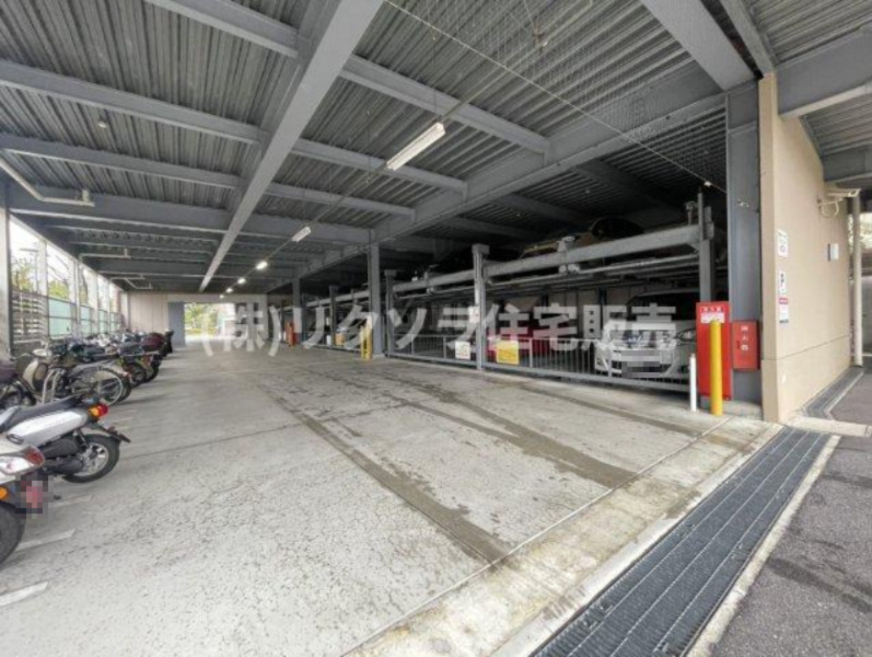 リバティパーク枚方D棟の駐車場|■物件内覧・資金計画相談・住宅ローン相談、リフォーム相談、お問合せ受付中■
※当日・翌日のご内覧、ご相談はお電話でのお問合せがスムーズです！