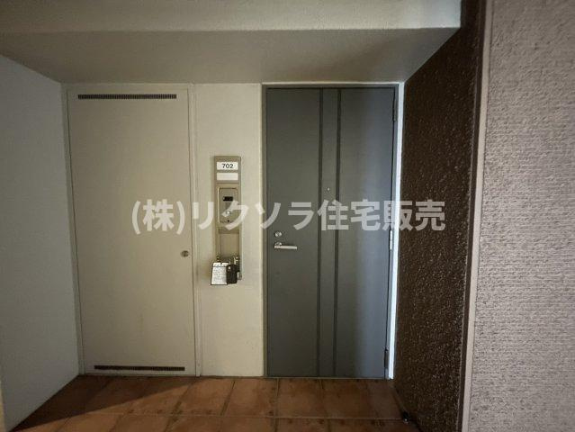 リバティパーク枚方D棟の玄関|■物件内覧・資金計画相談・住宅ローン相談、リフォーム相談、お問合せ受付中■
※当日・翌日のご内覧、ご相談はお電話でのお問合せがスムーズです！