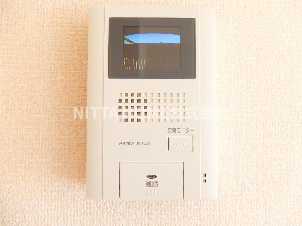 コンフォール・ヴィラ　Ｃ棟のセキュリティ|女性の方に嬉しいＴＶインターフォン付き！！