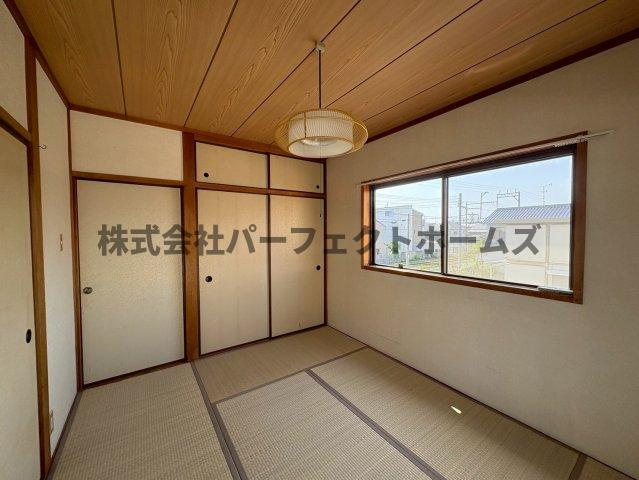 星ヶ丘駅前マンションの和室|和室ならではの温かな和の空間で寛ぎの時間を過ごせます