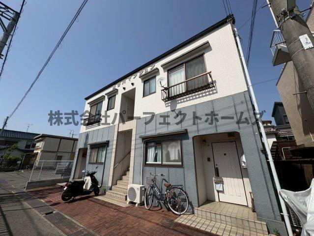 星ヶ丘駅前マンションの外観|おしゃれな外観です