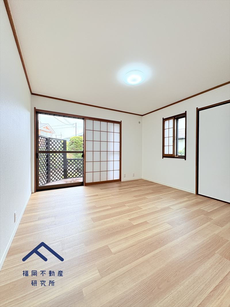 筑紫野市美しが丘南４丁目　戸建ての洋室
