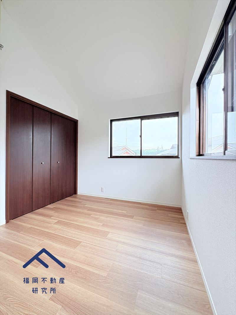 筑紫野市美しが丘南４丁目　戸建ての洋室