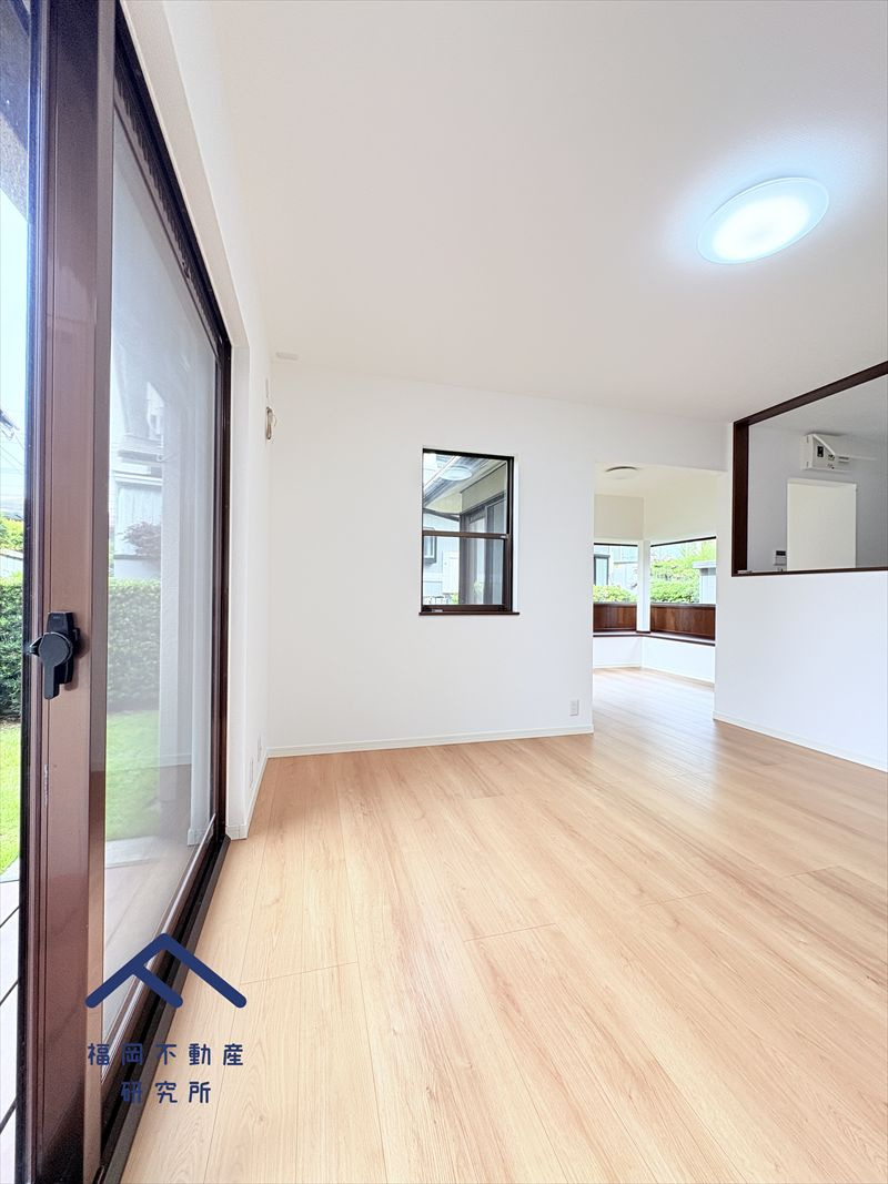 筑紫野市美しが丘南４丁目　戸建ての居間・リビング