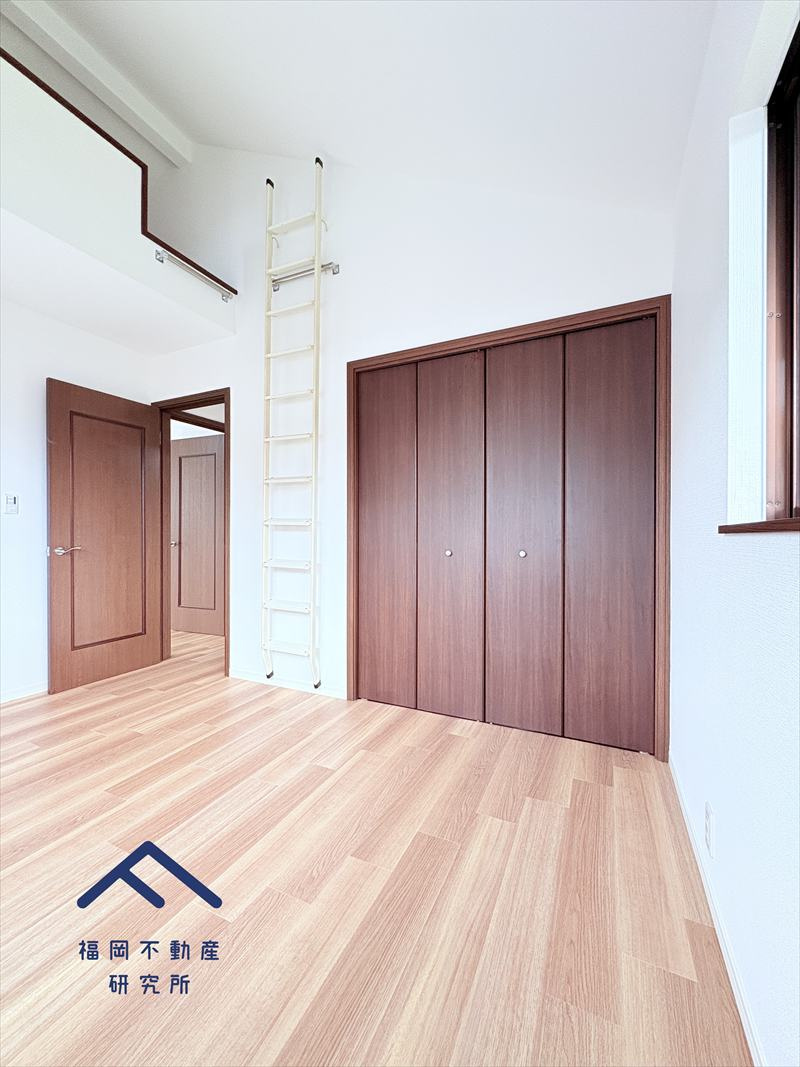 筑紫野市美しが丘南４丁目　戸建ての洋室