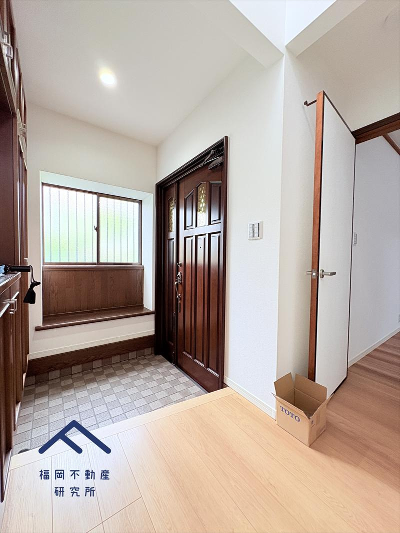 筑紫野市美しが丘南４丁目　戸建ての玄関