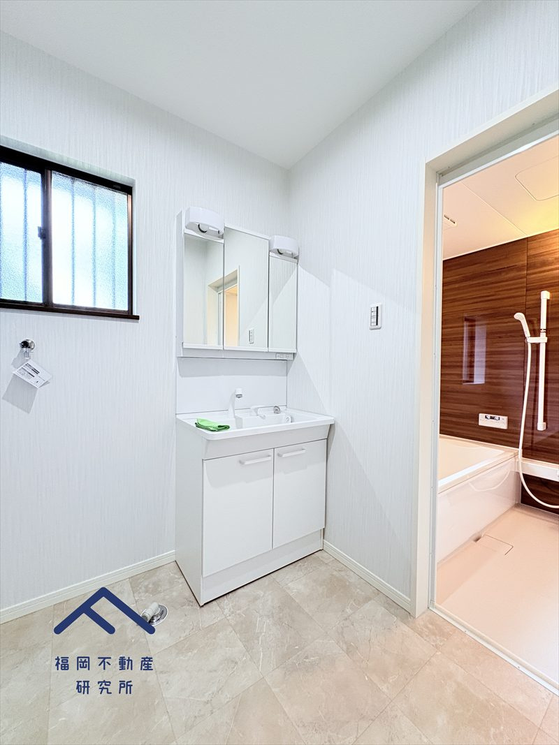 筑紫野市美しが丘南４丁目　戸建ての独立洗面台