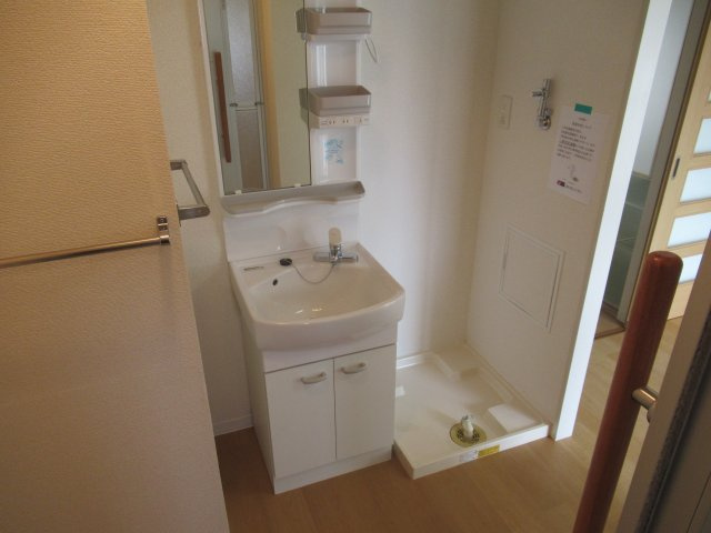 上高丸２ＤＫ健康寿命サポート住宅の洗面所|スペースが確保できる洗面所です