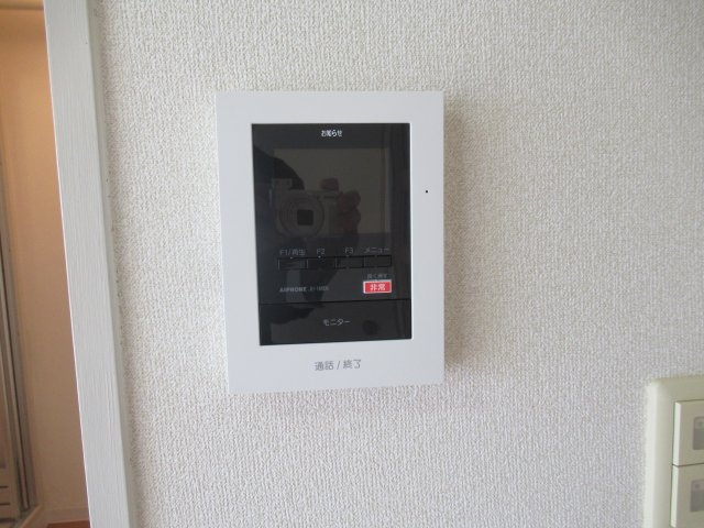 上高丸２ＤＫ健康寿命サポート住宅のセキュリティ|モニター付きインターホンがあるので急な来客でも安心です