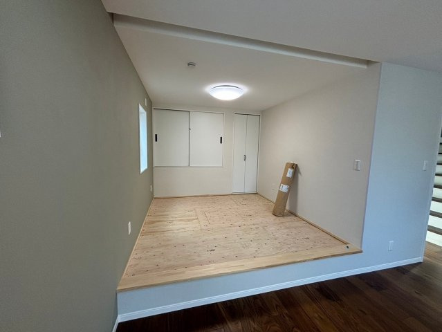 千年1丁目　モデルハウス分譲の和室|小上がりになった和室です。