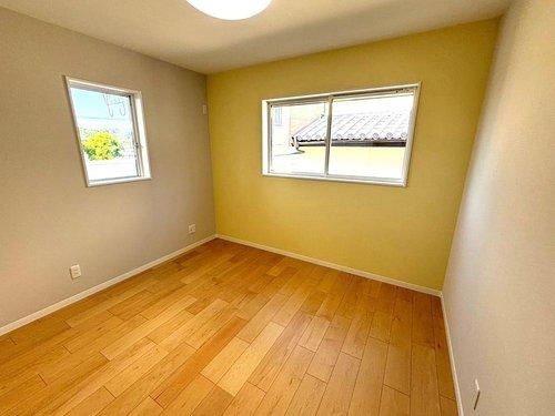 千年1丁目　新築戸建ての洋室|子供部屋にいかがでしょうか。