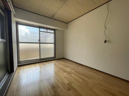 トーカンマンション新上橋第10の洋室|寝室にいかがでしょうか。