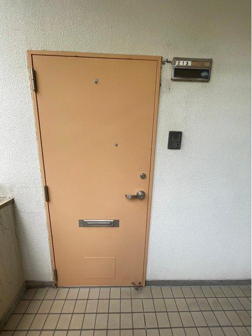 トーカンマンション新上橋第10の玄関