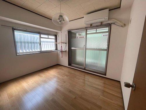 トーカンマンション新上橋第10の洋室|子供部屋におすすめです。