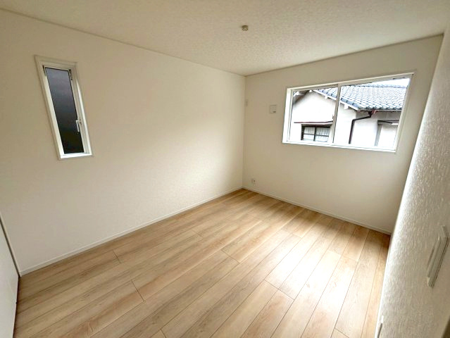 玉里町　新築戸建て①の洋室|主寝室にいかがでしょうか。