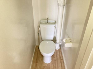 【トイレ】 | ビレッジハウス石岡第二3号棟 | ビレッジハウスの同一物件・同一タイプの間取りの写真です