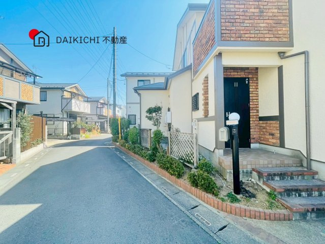【前面道路含む現地写真】 | 北本市北本3丁目　中古戸建