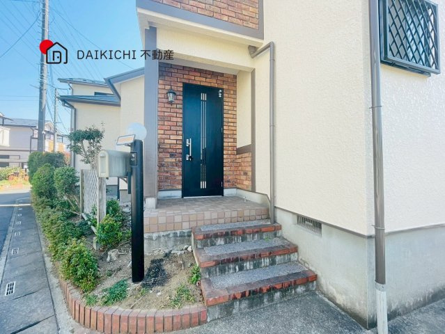 【玄関】 | 北本市北本3丁目　中古戸建