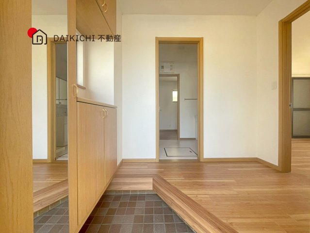 【玄関】 | 北本市北本3丁目　中古戸建