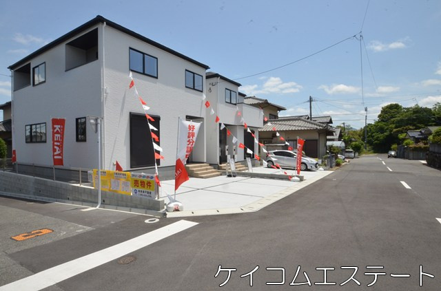 新築　鷹見台1期　の前面道路含む現地写真