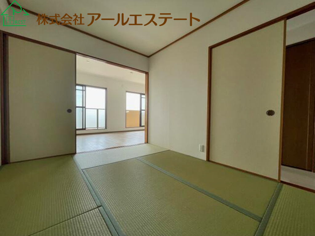 ロワイヤル網干駅前　JR「網干駅」徒歩2分の和室