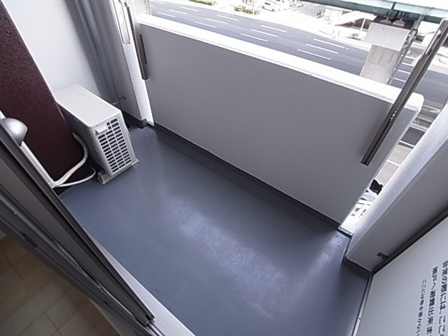 神戸市長田区大橋町８丁目の賃貸マンションのバルコニー