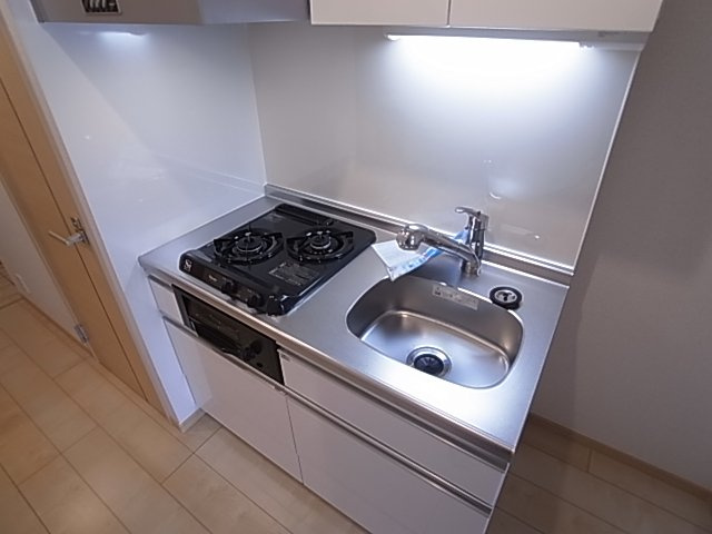 神戸市長田区大橋町８丁目の賃貸マンションのキッチン|システムキッチン（ガス２口）